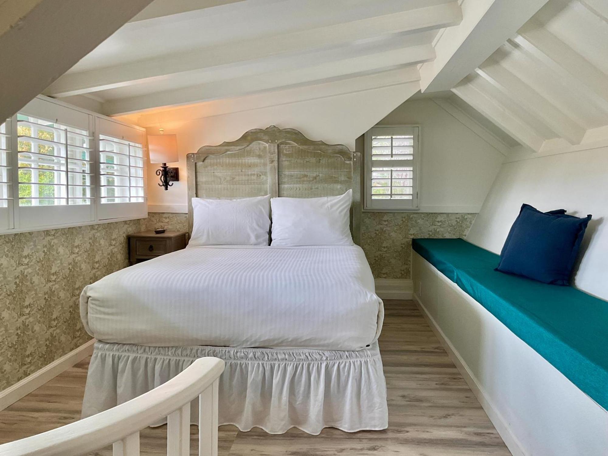 Carmel HideAway