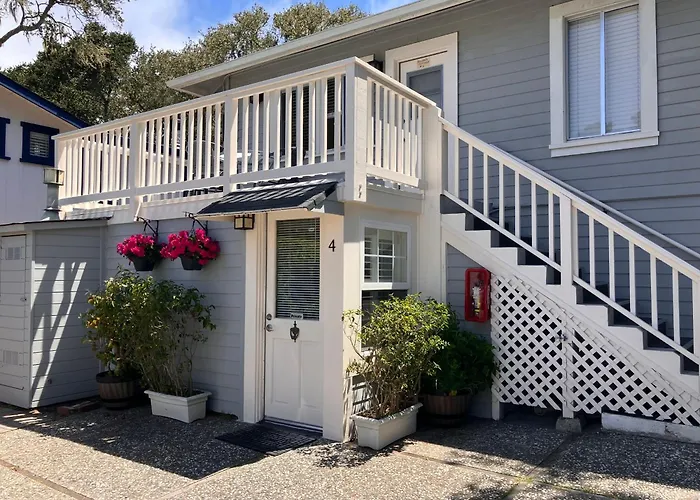 Briarwood Inn Carmel-by-the-Sea
